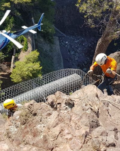 EMMEBI CONSOLIDAMENTI - Resti su scarpata