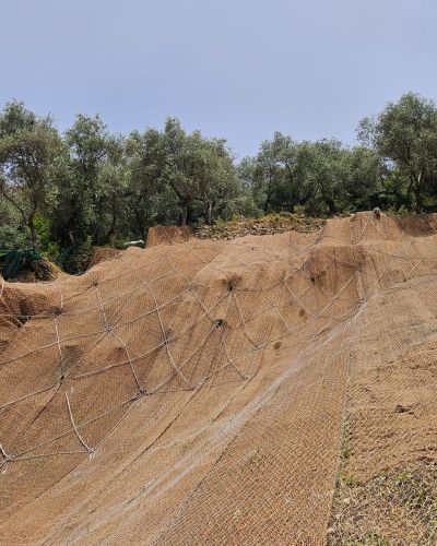 EMMEBI CONSOLIDAMENTI - Reti su scarpata